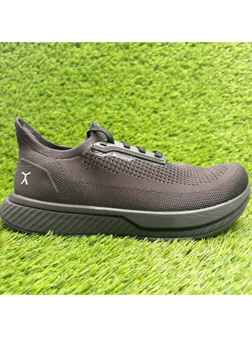 Flux Adapt Runner H2O Pro Black Womens Size 8 Athletic Knit Shoes Sneakers